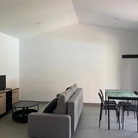 Acogedora Casa De Invitados Apartment *